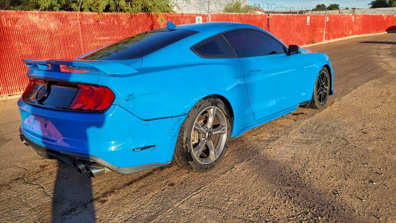 Фото 4 - FORD MUSTANG