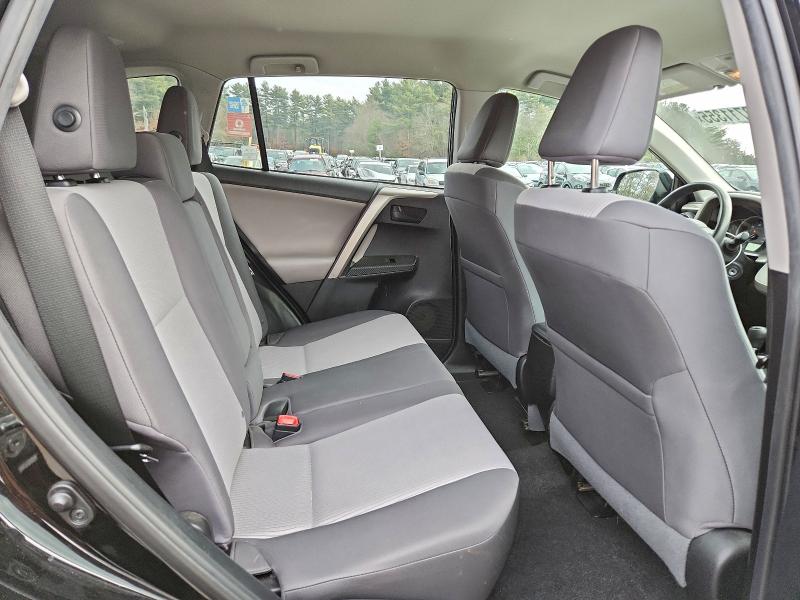 Фото 11 - TOYOTA RAV4