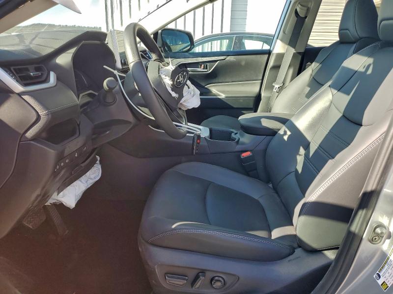 Фото 7 - TOYOTA RAV4