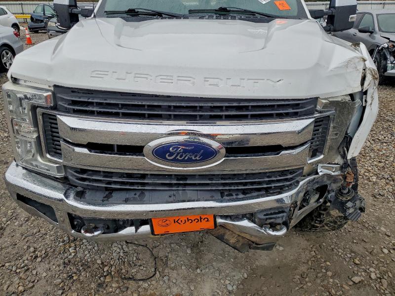 Фото 11 - FORD F250