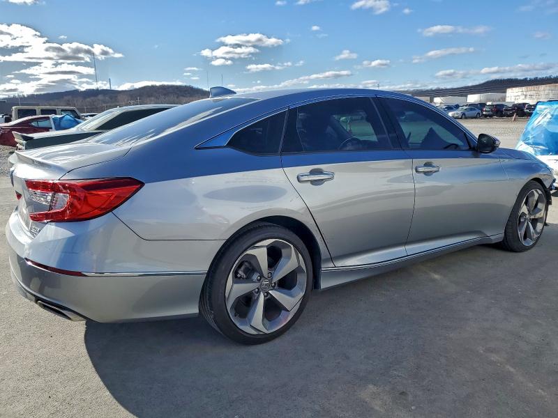 Фото 3 - HONDA ACCORD