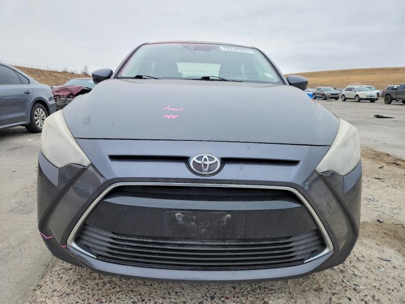 Фото 5 - TOYOTA YARIS