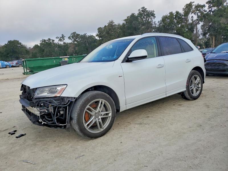 Фото 1 - AUDI Q5