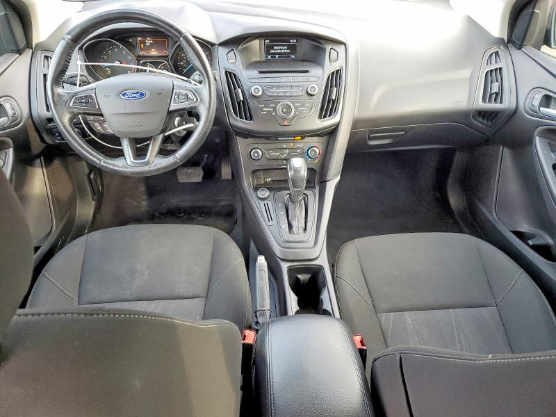 Фото 8 - FORD FOCUS