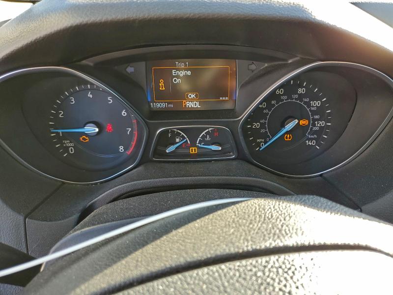 Фото 9 - FORD FOCUS