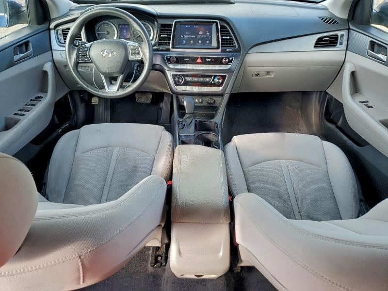 Фото 8 - HYUNDAI SONATA