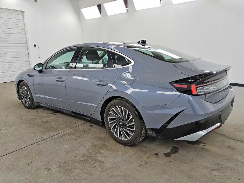 Фото 2 - HYUNDAI SONATA