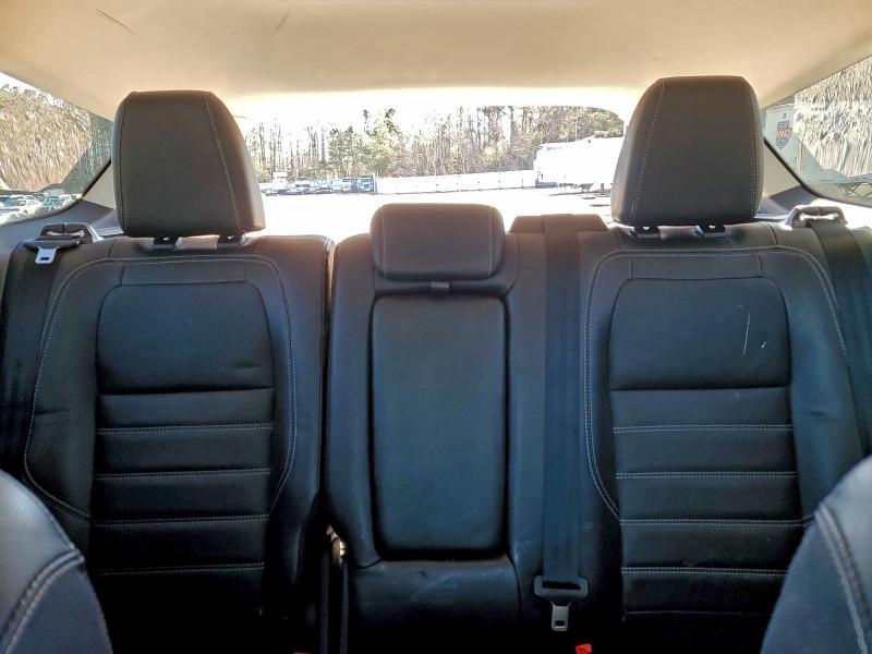 Фото 10 - FORD ESCAPE