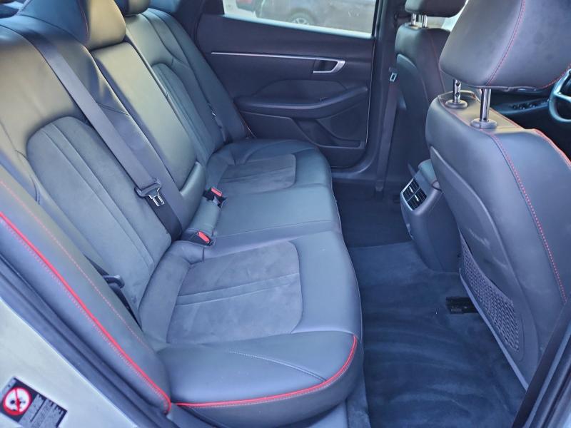 Фото 10 - HYUNDAI SONATA