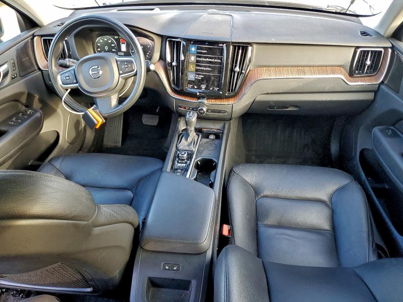 Фото 8 - VOLVO XC60