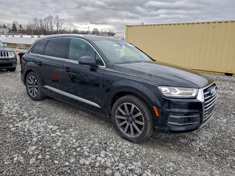 Фото 4 - AUDI Q7