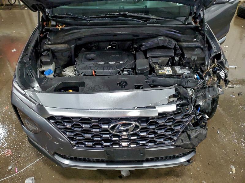 Фото 12 - HYUNDAI SANTA FE