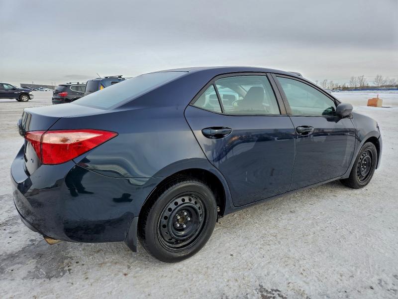 Фото 3 - TOYOTA COROLLA