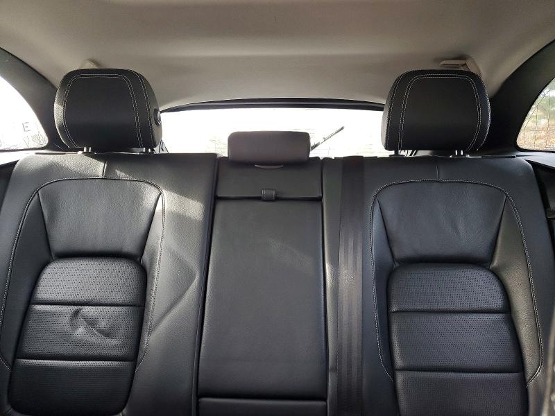 Фото 10 - JAGUAR F-PACE