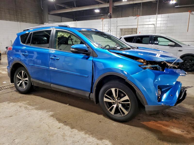 Фото 4 - TOYOTA RAV4