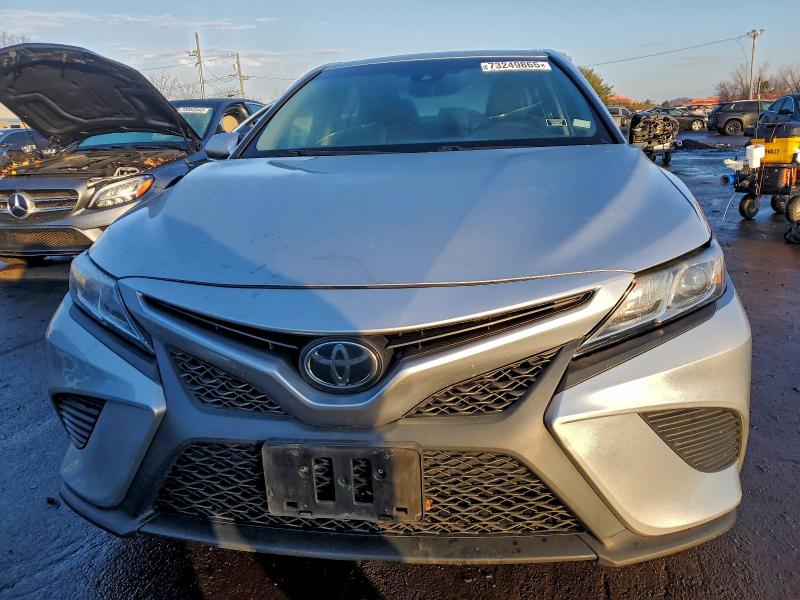 Фото 5 - TOYOTA CAMRY