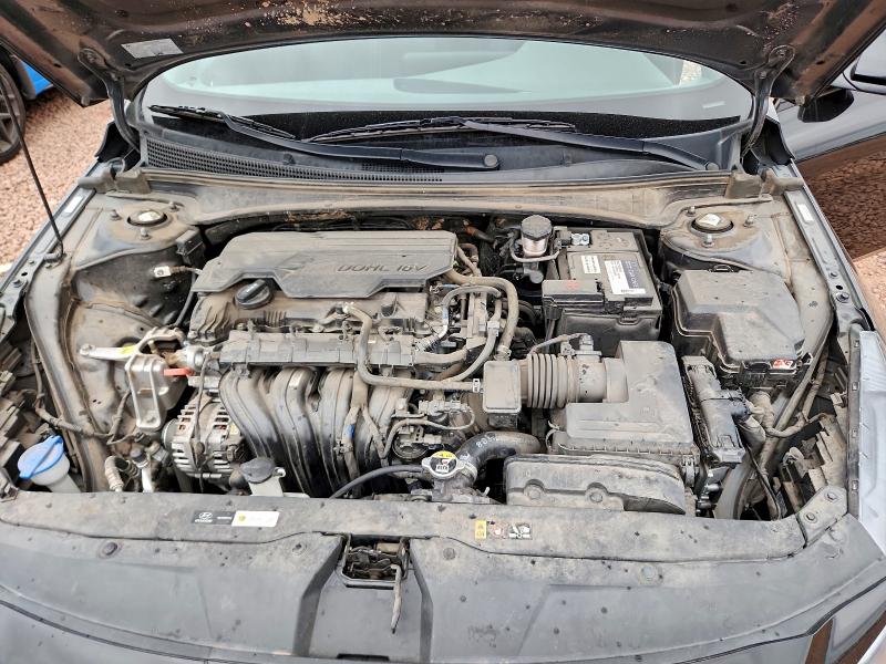 Фото 11 - HYUNDAI ELANTRA