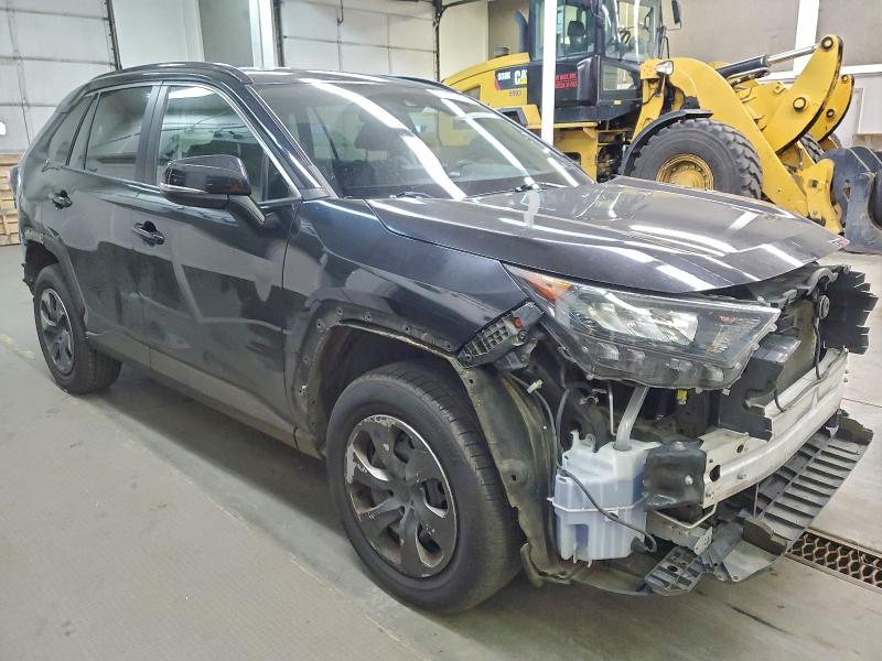 Фото 4 - TOYOTA RAV4