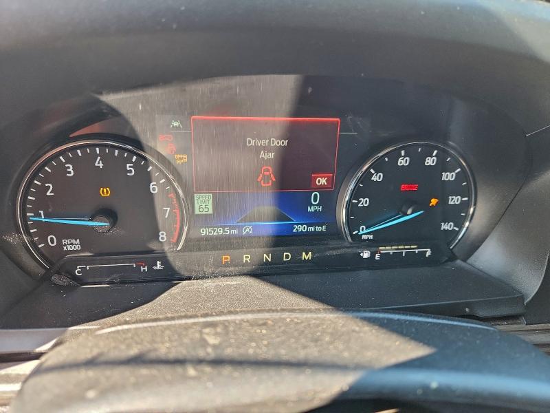 Фото 9 - FORD EXPLORER