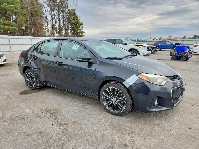 Фото 4 - TOYOTA COROLLA