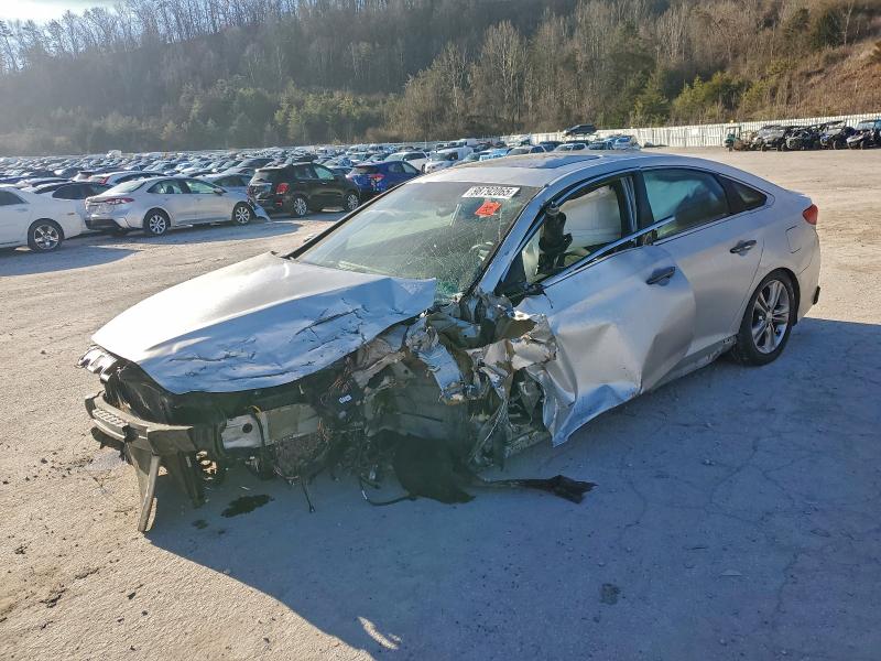 Фото 1 - HYUNDAI SONATA