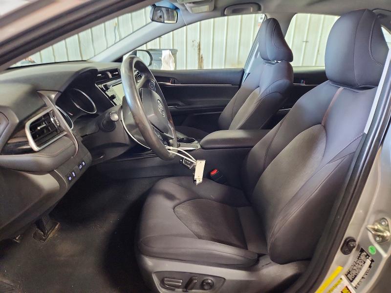 Фото 7 - TOYOTA CAMRY