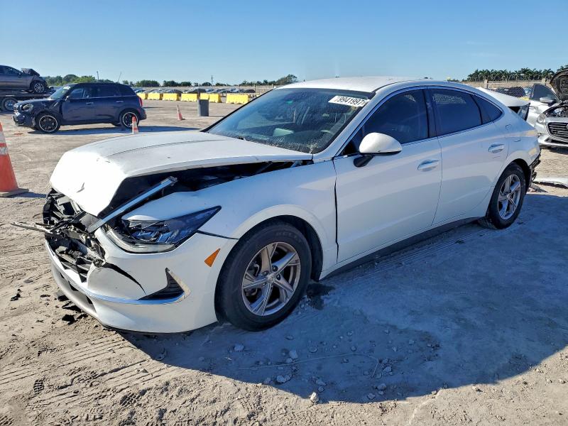 Фото 1 - HYUNDAI SONATA