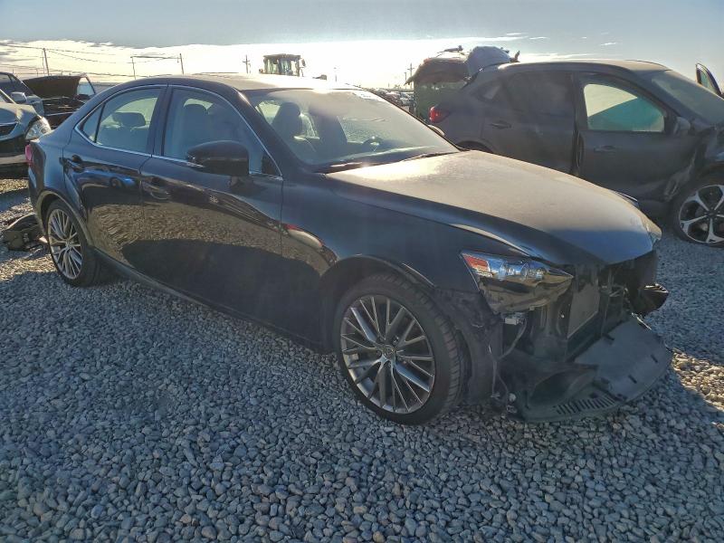 Фото 4 - LEXUS IS