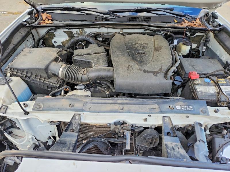 Фото 11 - TOYOTA TACOMA