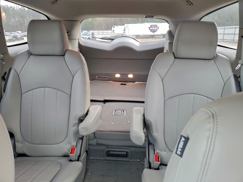 Фото 10 - BUICK ENCLAVE