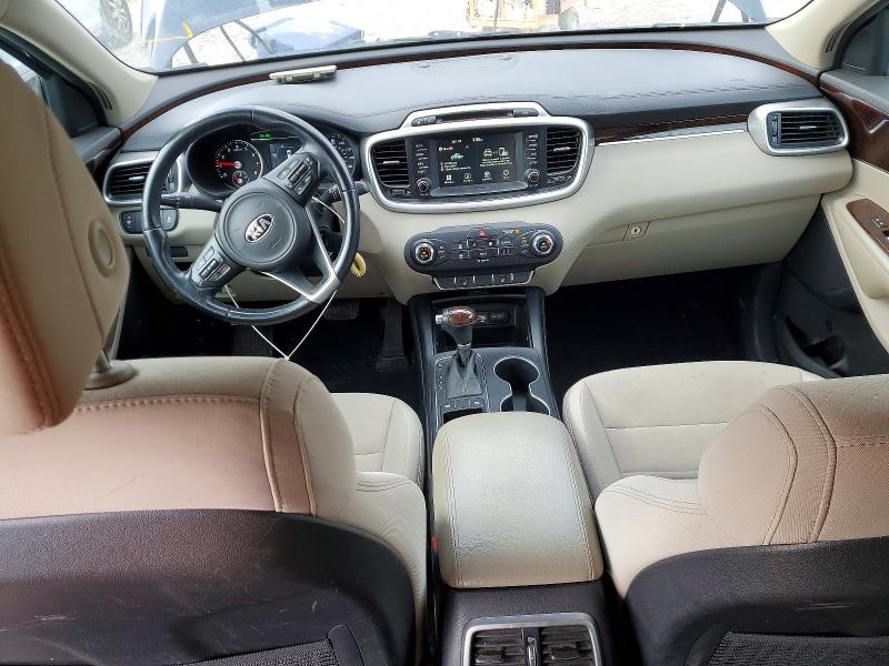 Фото 8 - KIA SORENTO