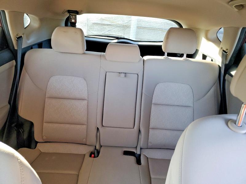 Фото 10 - HYUNDAI TUCSON