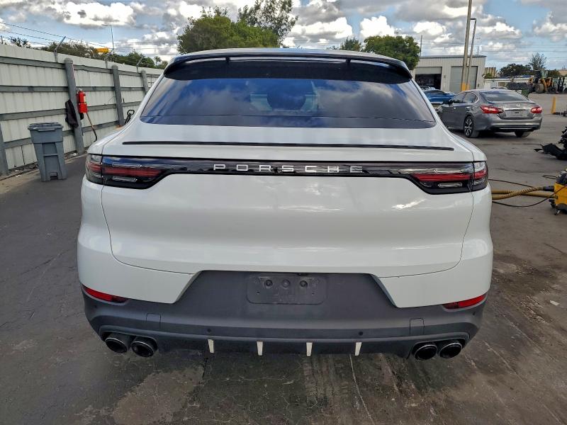 Фото 6 - PORSCHE CAYENNE