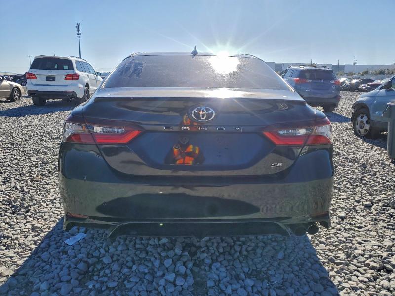 Фото 6 - TOYOTA CAMRY