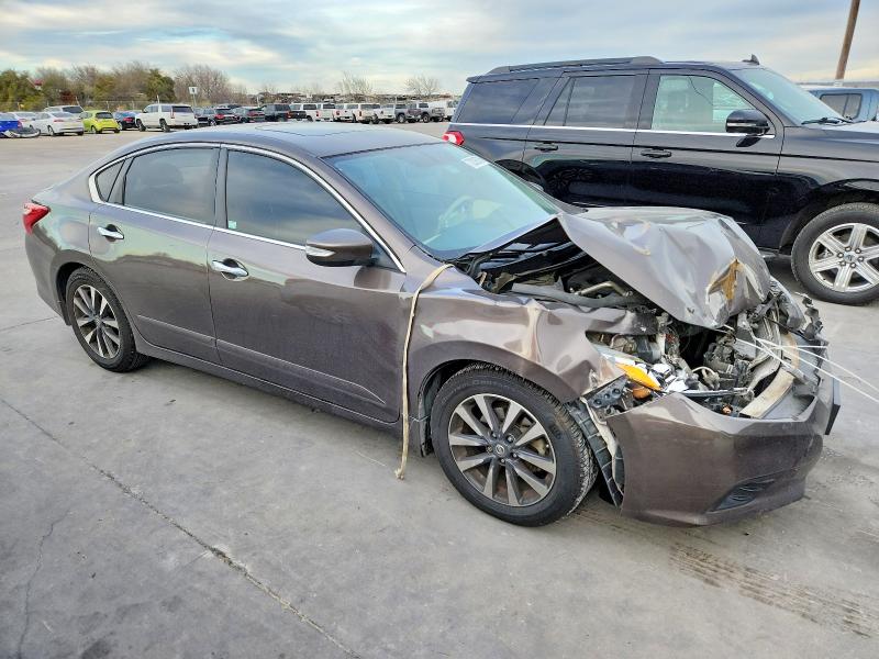 Фото 4 - NISSAN ALTIMA