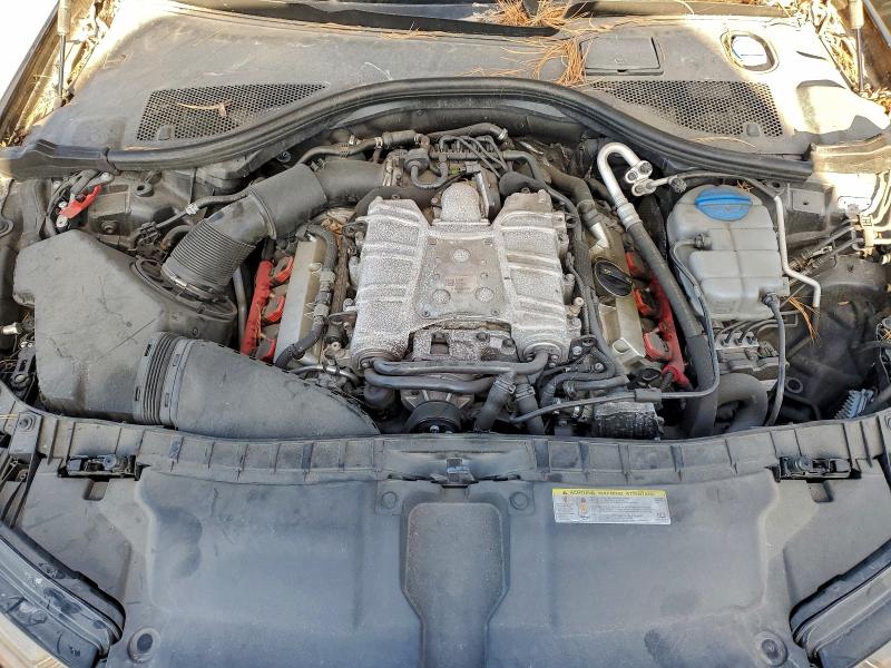 Фото 11 - AUDI A6