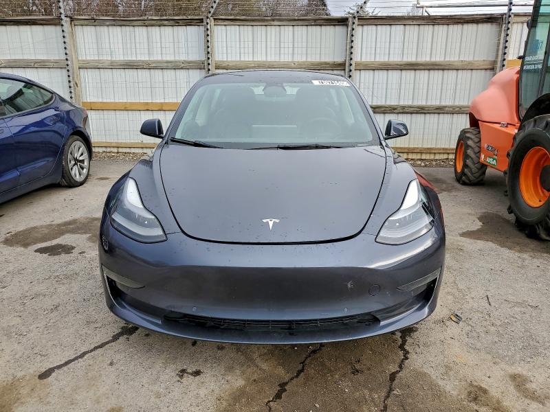 Фото 5 - TESLA MODEL 3