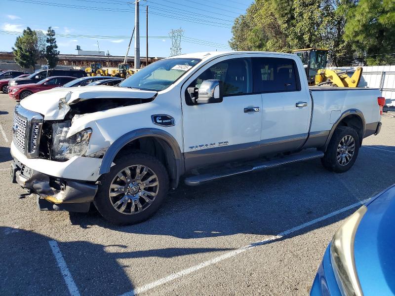 Фото 1 - NISSAN TITAN