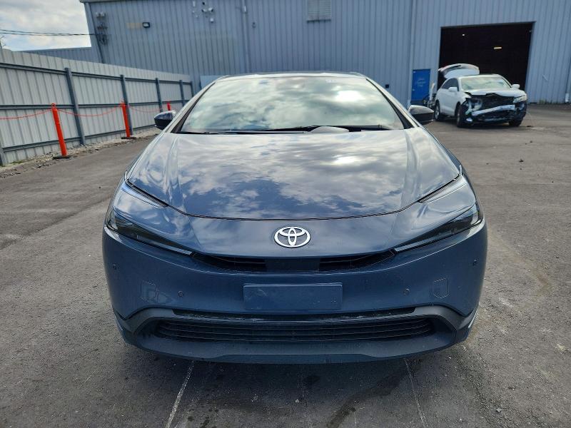 Фото 5 - TOYOTA PRIUS