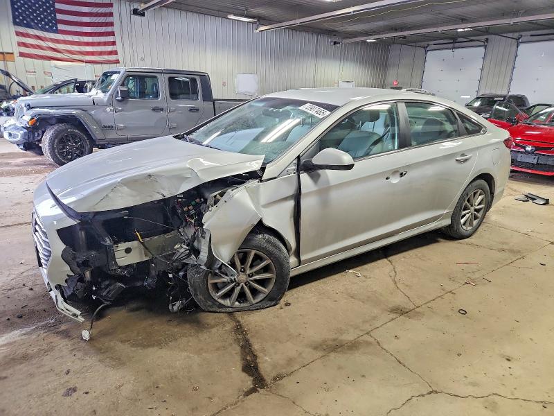 Фото 1 - HYUNDAI SONATA