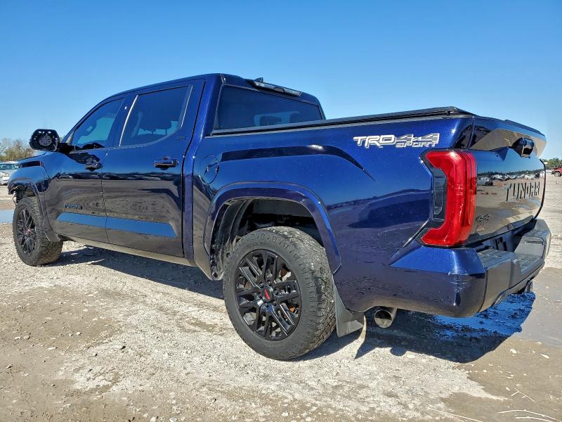 Фото 2 - TOYOTA TUNDRA
