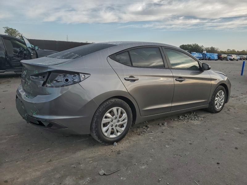 Фото 3 - HYUNDAI ELANTRA