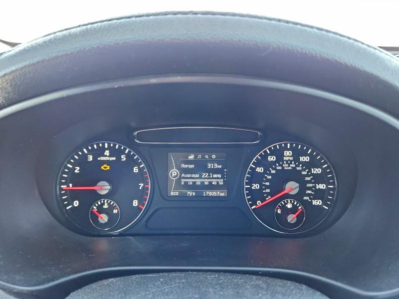 Фото 9 - KIA SORENTO