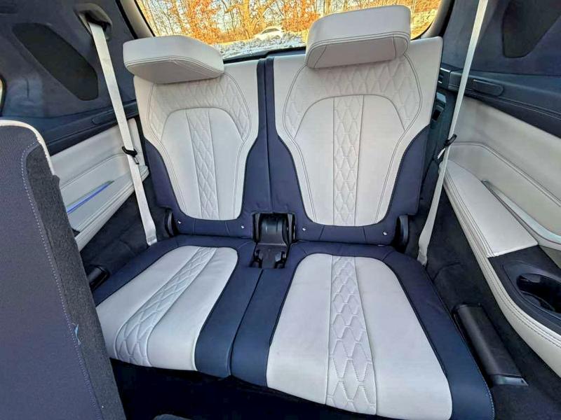 Фото 11 - BMW X7