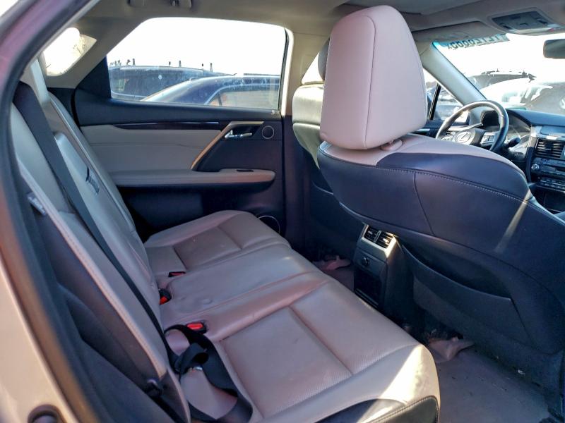 Фото 11 - LEXUS RX350