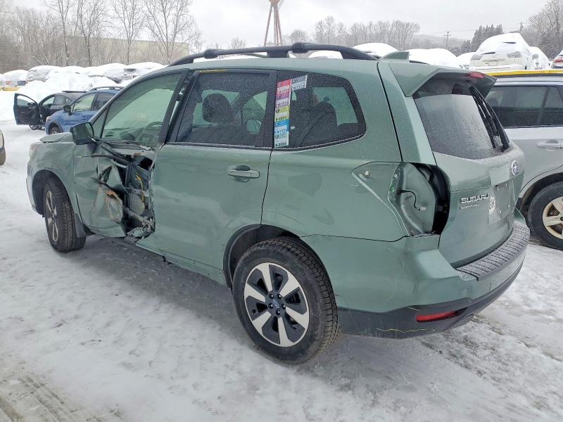 Фото 2 - SUBARU FORESTER