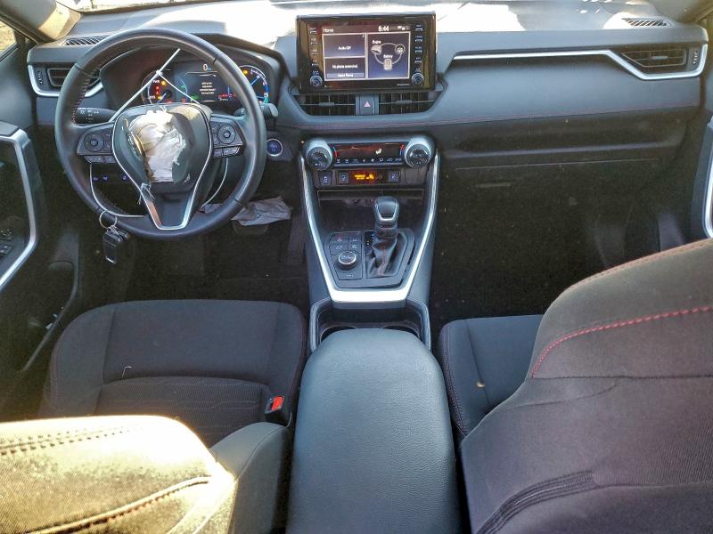 Фото 8 - TOYOTA RAV4