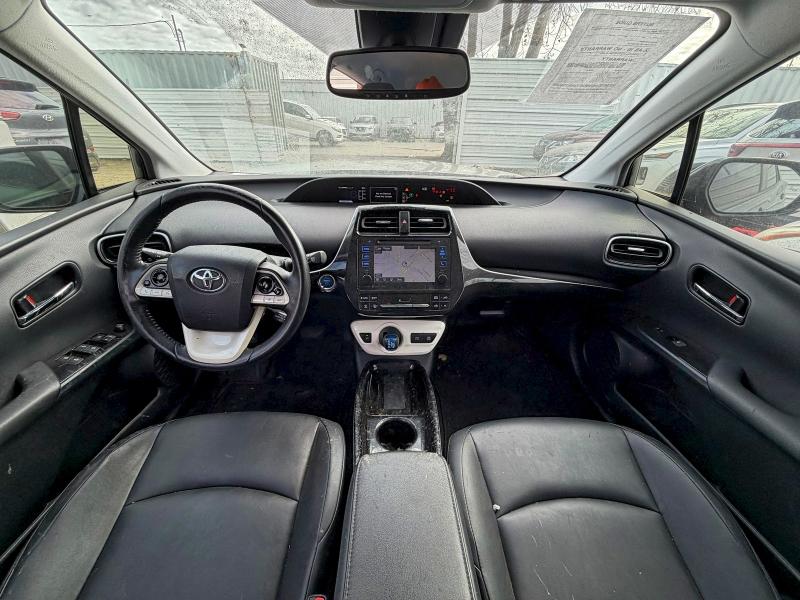 Фото 9 - TOYOTA PRIUS