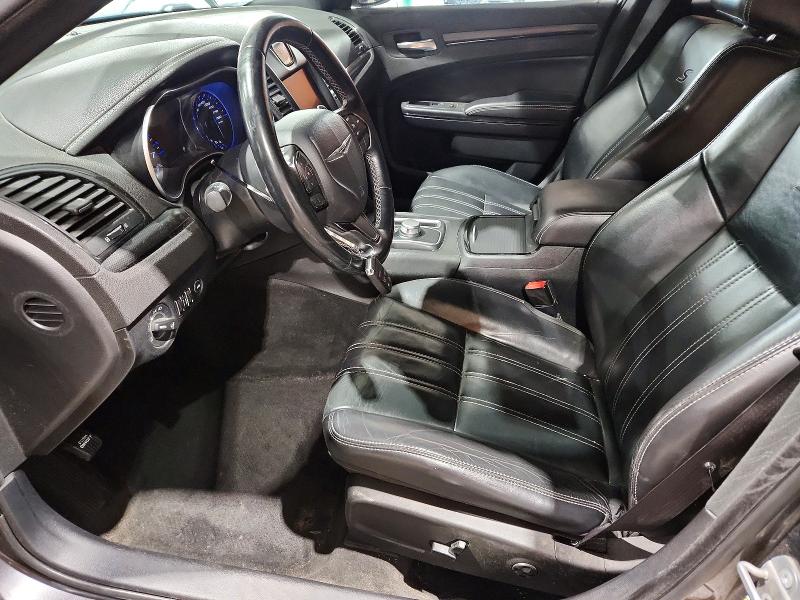 Фото 7 - CHRYSLER 300