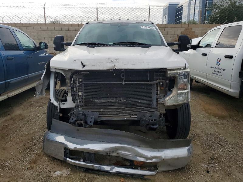 Фото 5 - FORD F550